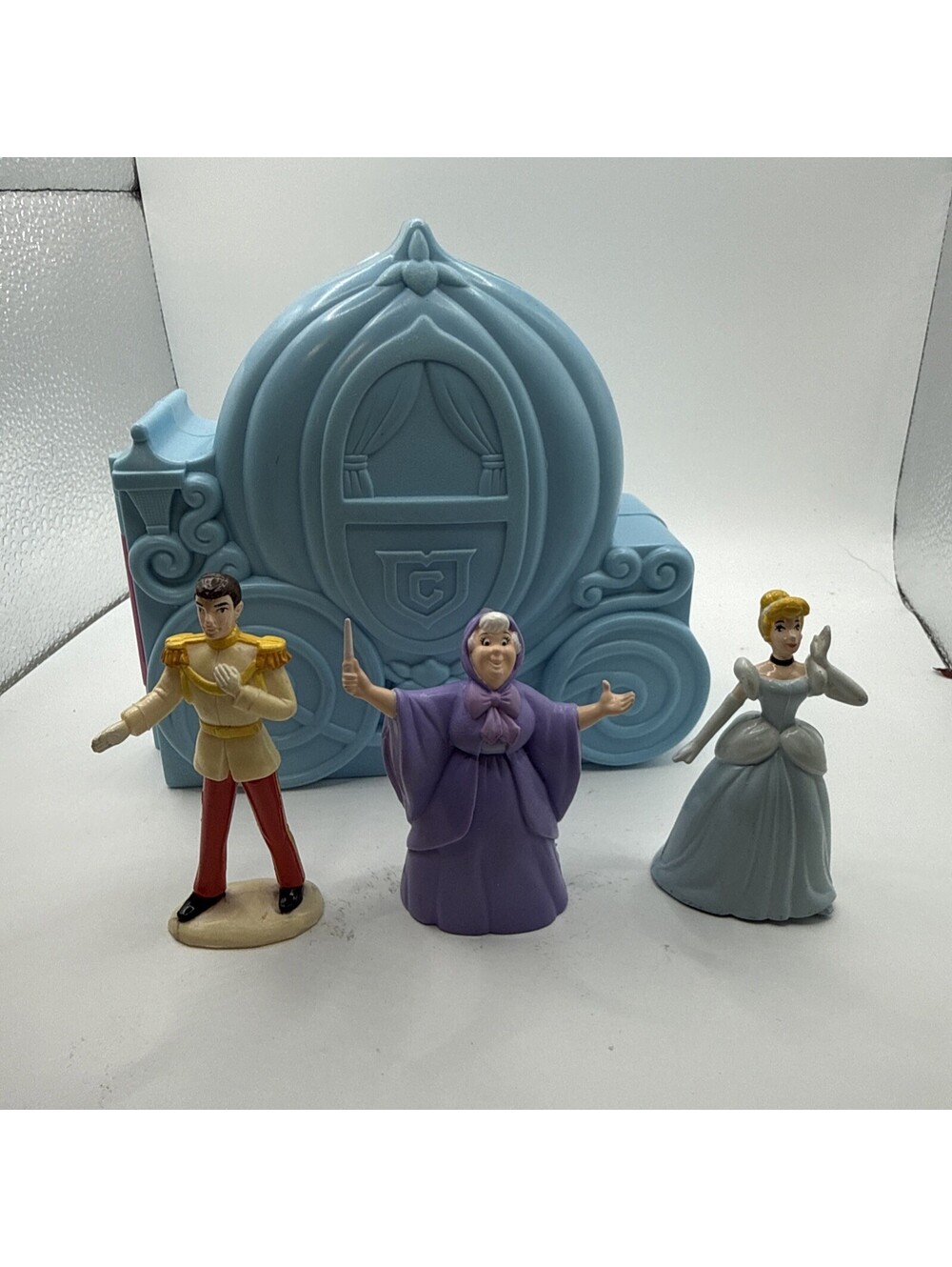 Vintage 1992 Disney CINDERELLA Once Upon A Time Figurine Carriage Mattel Playset